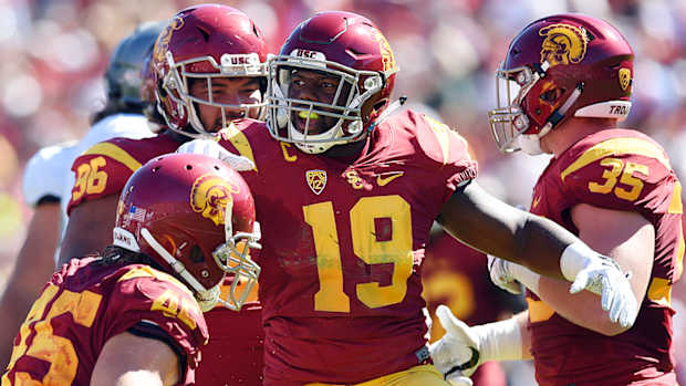 michael-hutchings-usc-trojans-college-football-playoff-controversy-week-11-washington.jpg